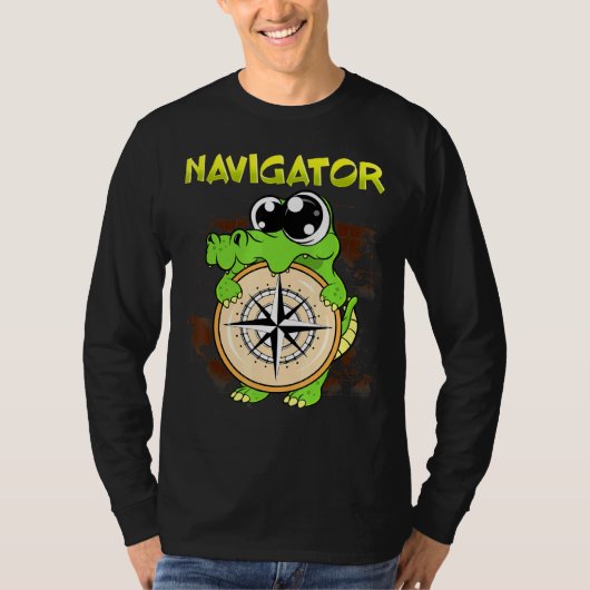 Cute Navigator Pun Alligator Holding Compass T-shirt (Voorkant)