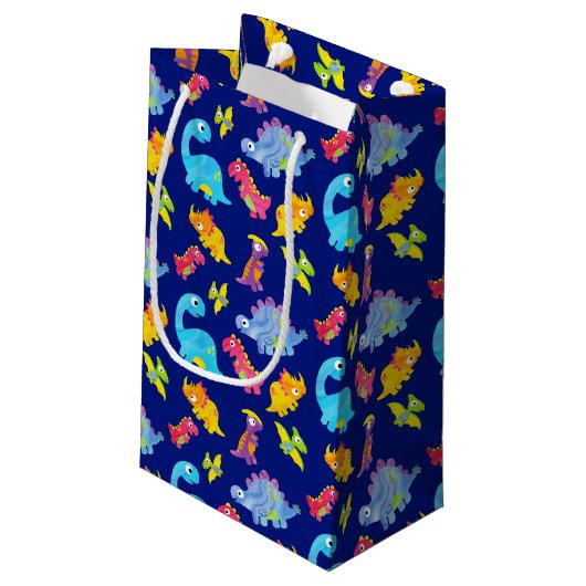 Cute Navy Blue Pattern Dinosaur Birthday Klein Cadeauzakje (Achterkant Gekanteld)