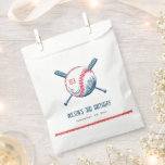 Cute Navy Red Baseball Bat Star Kids Birthday Bedankzakje<br><div class="desc">Een Cute Boys Navy Red Baseball Bat Star Kind Collectie... het is een Elegant Simple Minimal Sketchy Illustratie van honkbalknuppels en sterren met een aangepast jaar en perfect voor je kleine sportfeesten. Het is zeer gemakkelijk om, met uw persoonlijke details aan te passen. Als u een ander bijpassend product of...</div>