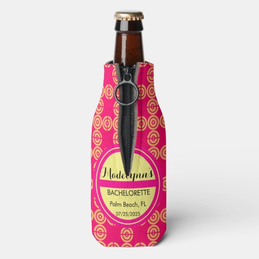 Cute Neon Pink Wedding Party voor Gepersonaliseerd Flesjeskoeler (Fles Achterkant)