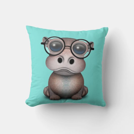 Cute Nerdy Baby Hippo Wearing Glasses Kussen (Voorkant)