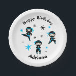 Cute Ninja Warrior Kids Birthday Party Papieren Bordje<br><div class="desc">Een ninja papieren bord is ontworpen voor het volgende ninja-verjaardagsfeest van je kind. Het bevat een groep schattige kleine ninja's op verschillende posities. Maak van de verjaardagsfeestdag een speciale gebeurtenis met overeenkomende partijaccessoires. Wat ook het favoriete type vechtkunst van je ninja-strijder mag zijn, je kunt het feest gedenkwaardig maken met...</div>