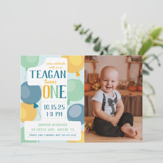 Cute Number 1 First Birthday Photo Invitation Kaart (Staand voorkant)