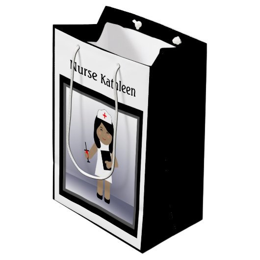 Cute Nurse 1 Med Gift Bag Medium Cadeauzakje (Voorkant Gekanteld)