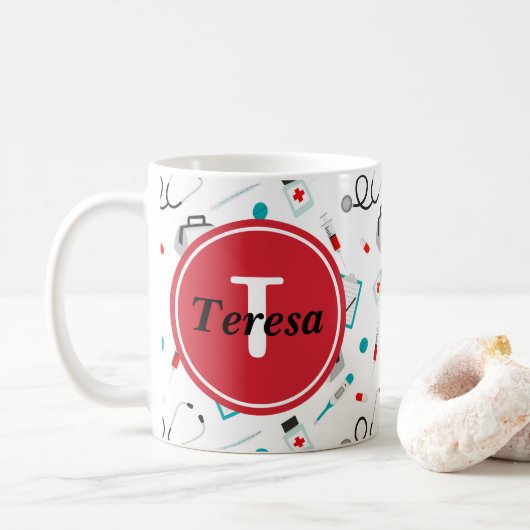 Cute Nurse Monogram voeg de naam koffie mok toe (Met donut)