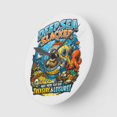 Cute Ocean Adventure Humor, Funny Sloth Diving art Ronde Klok (Hoek)