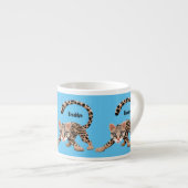 Cute ocelot cartoon illustration espresso kop (Voorkant rechts)
