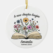 Cute open book flowers coworker retirement custom keramisch ornament (Voorkant)