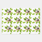 Cute Opossum with Green Leaves Inpakpapier Vel (Voorkant)