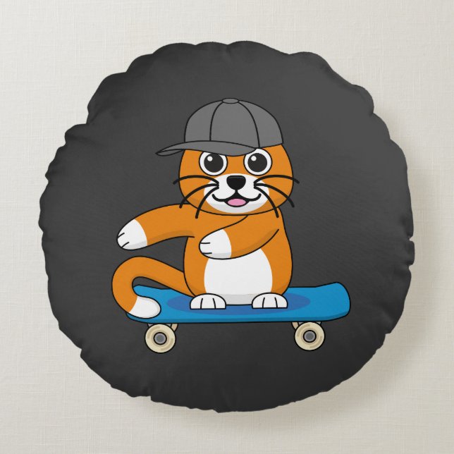 Cute Orange Cat on Skateboard Cartoon Rond Kussen (Voorkant)