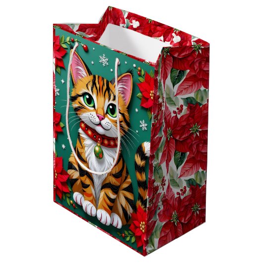Cute Orange Kitty Cat and Poinsettia Christmas Medium Cadeauzakje (Achterkant Gekanteld)