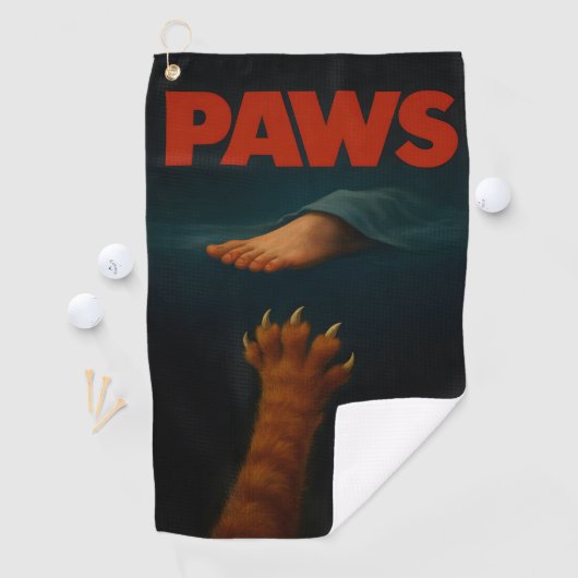 Cute Orange Tabby vs Human Foot  Golfhanddoek (Insitu)