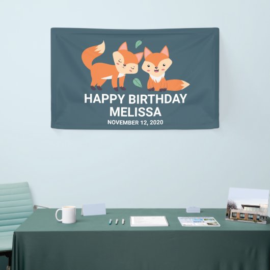 Cute Oranje Foxes Graphic Illustration Birthday Spandoek (Beurs)