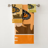 Cute Oranje Mr & Mrs Monarch Butterfly Pair Bad Handdoek (Insitu)