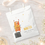 Cute Oranje Yellow One Eyed Monster Kids Birthday Bedankzakje<br><div class="desc">Cute One Eyed Monster Kinder Collectie - het is een Cute Elegant Simple Minimal waterverf Illustration of schattig klein monster met vleugels en hart, met kleurrijk uiterlijk perfect voor je kleine leuke verjaardagen en feestdagen. Het is zeer gemakkelijk om, met uw persoonlijke details aan te passen. Als u een ander...</div>