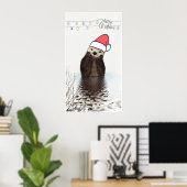 Cute Otter die met Kerstmis een kerstman heeft. Poster (Thuiskantoor)
