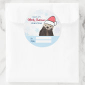 Cute Otter die met Kerstmis een kerstman heeft. Ronde Sticker (Tas)
