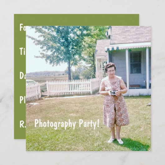 Cute Ouderly Holding Old Film Camera Kaart (Voorkant / Achterkant)