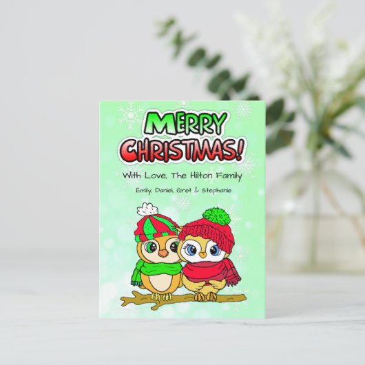 Cute Owl Couple cuddling on Branch Kerstmis Feestdagenkaart (Staand voorkant)