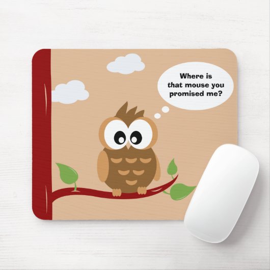 Cute Owl die in een boom zit Muismat (Met muis)