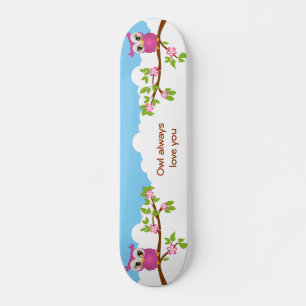 Cute Owl Girl op een Branch Skateboard