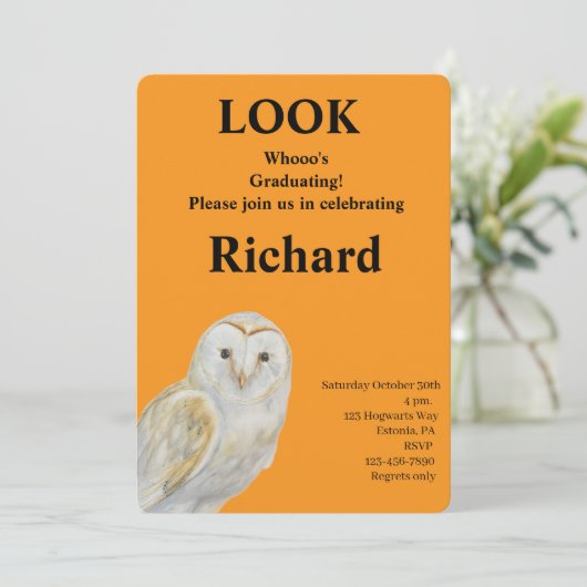 Cute Owl Graduation Invitation Kaart (Staand voorkant)