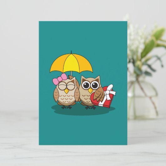 Cute Owl Lovers w/ Umbrella and Red Chocolate Box Kaart (Staand voorkant)