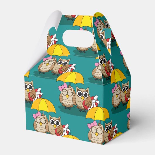Cute Owl Lovers w/ Umbrella & Red Chocolate Box Bedankdoosjes (Voorkant Zijde)