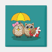 Cute Owl Lovers w/ Umbrella & Red Chocolate Box Magneet (Voorkant)