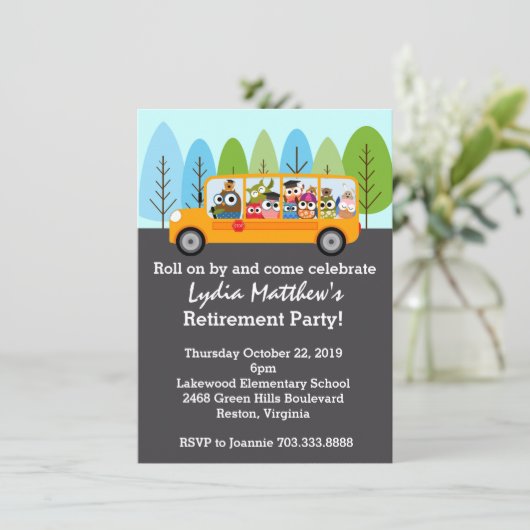 Cute Owl School Bus Driver Retirement Party Kaart (Staand voorkant)