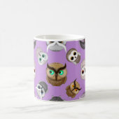 Cute Owls Pattern op Paarse achtergrond Koffiemok (Center)