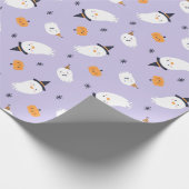 Cute Paarse Ghost en Pumpkin Cadeaupapier (Hoek)
