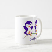 Cute Paarse Penguin Rainbow Monogram Kinder Koffiemok (Voorkant rechts)