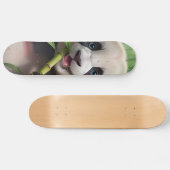 Cute Panda Eating Bamboo Persoonlijk Skateboard (Horizontaal)
