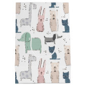 Cute Pastel Baby Animal Patroon Medium Cadeauzakje (Achterkant)