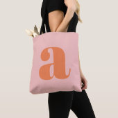 Cute Pastel Pink Oranje Monogram Retro Lettering Tote Bag (Dichtbij)
