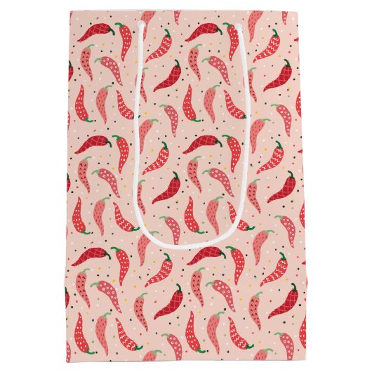 Cute Pattered Chili Peppers op Roze Middelgrote Gi Medium Cadeauzakje (Achterkant)