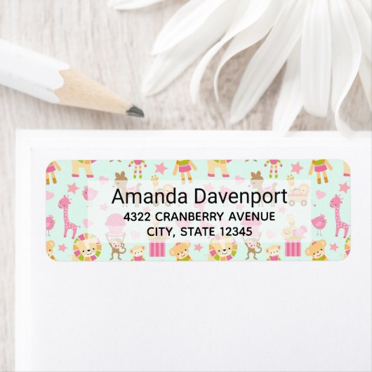 Cute Pattern met Whimsical Animals & Toys Label (Insitu)