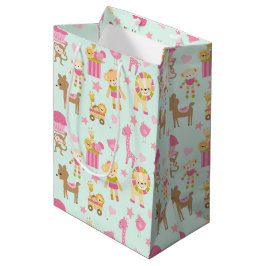Cute Pattern met Whimsical Animals & Toys Medium Cadeauzakje