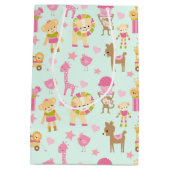 Cute Pattern met Whimsical Animals & Toys Medium Cadeauzakje (Achterkant)