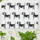 Cute Pattern of a beagle Dog in Black and White Theedoek (Gevouwen)