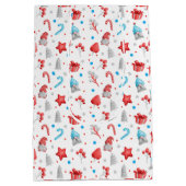 Cute Pattern of Gnomen, Stars, Candy Canes, Trees Medium Cadeauzakje (Achterkant)