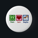 Cute Peace Love Beagles Ronde Button 5,7 Cm<br><div class="desc">Cute Peace Love Beagles gift. Een koel ontwerp van de beagle-hondeneigenaar voor het ras met een vredesteken en een hart. Ik hou van deze mooie honden.</div>