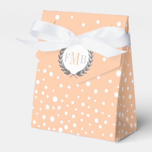 Cute peach and white polka dot pattern wedding fav bedankdoosjes (Voorkant Zijde)