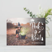 Cute Peek a Boo Halloween-fotokaart Aankondiging (Staand voorkant)
