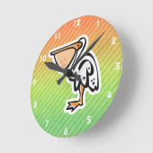 Cute Pelican; kleurrijk Ronde Klok (Hoek)