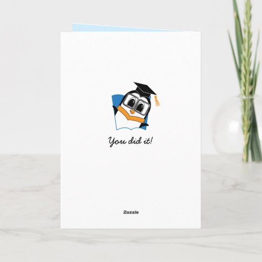 Cute Penguin Afstuderen Kaart (Achterkant)