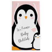 Cute Penguin Baby shower Pink Girl Klein Cadeauzakje (Achterkant)
