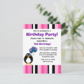 Cute Penguin Birthday Pink Paarse Party Invitation Kaart (Staand voorkant)