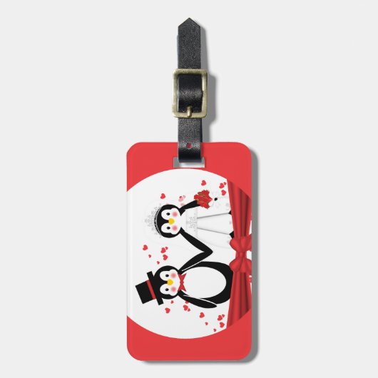 Cute Penguin Bride & Groom Wedding Bagagelabel (Voorkant verticaal)